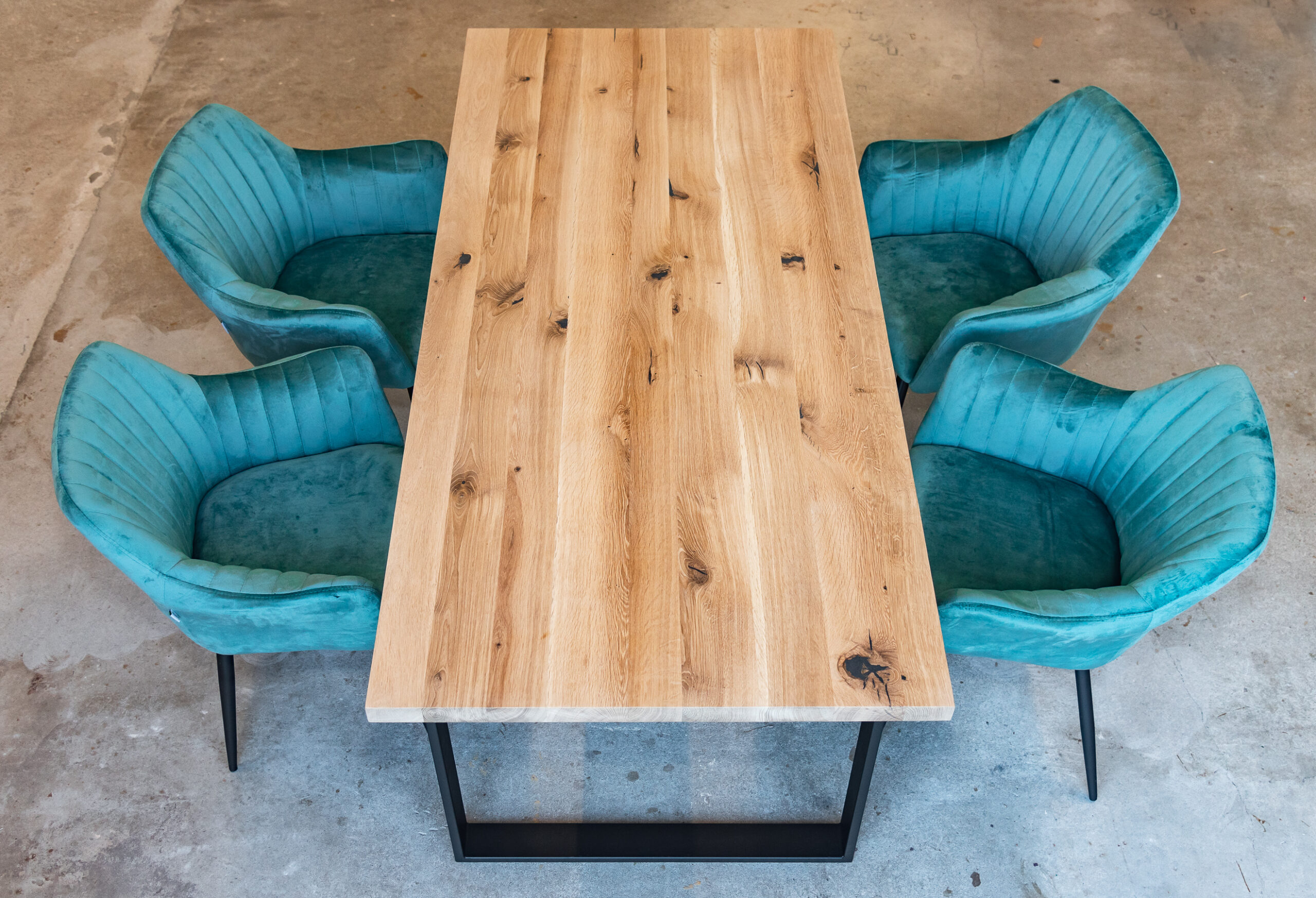 Tammepuidust-soogilaud-Fortis-scaled